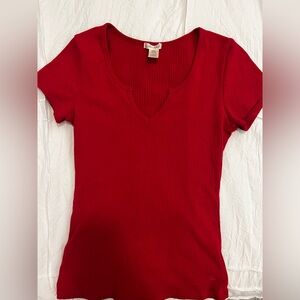 Cute red top with mid cut